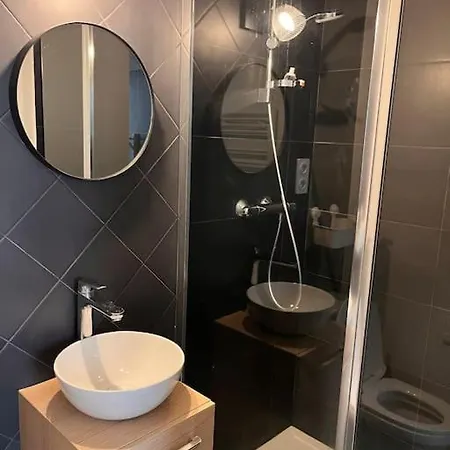 Apartment Moderne Montmartre 2 A 4p Paris